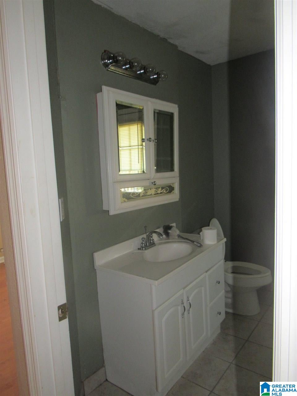 1907 Reed Road Northeast Birmingham, AL 35215 - Photo 9 of 25