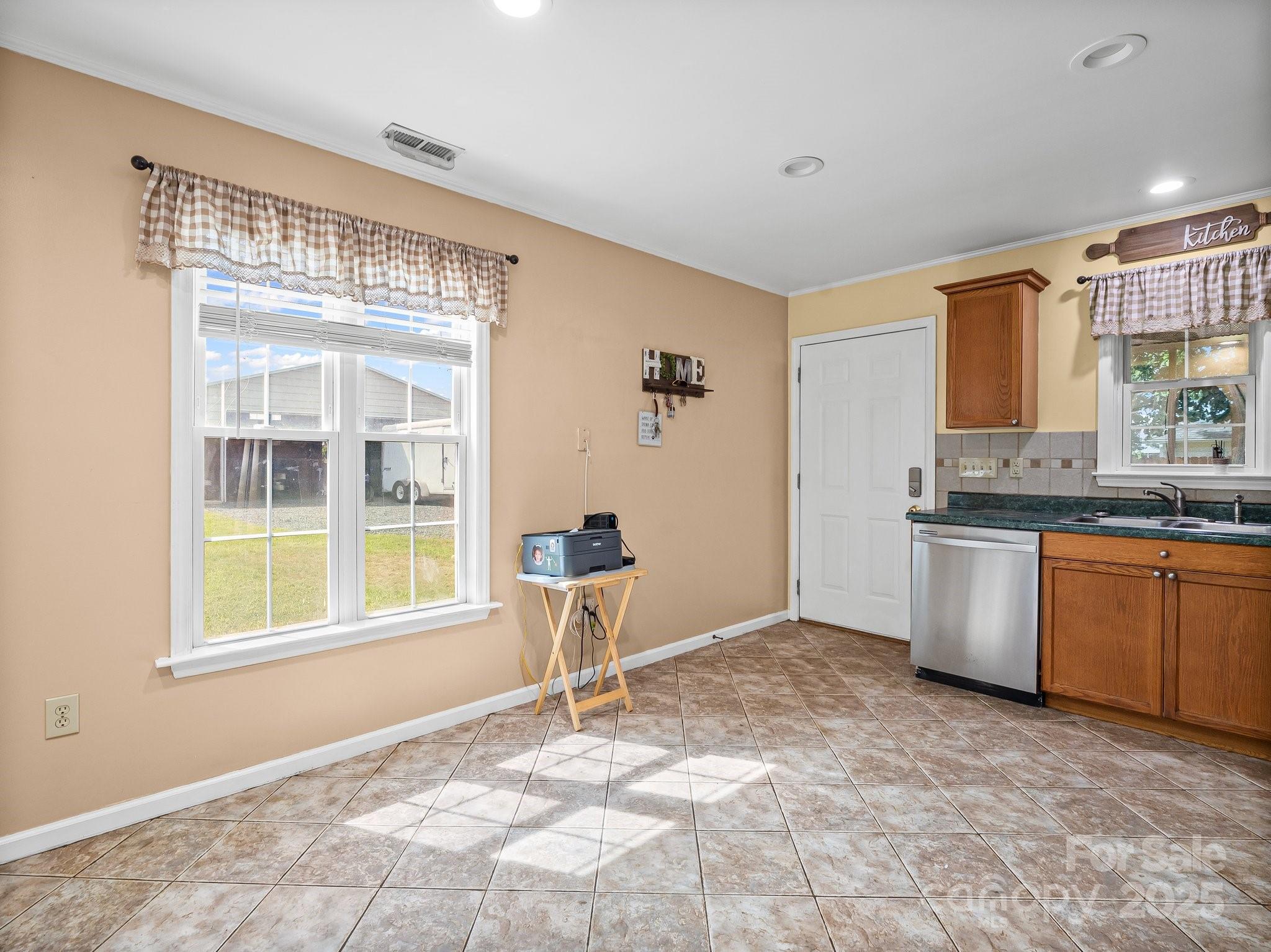 111 Charcoal Road Cherryville, NC 28021 - Photo 9 of 29