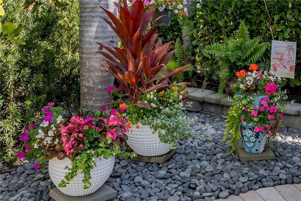 13466 Ladyfish Lane Naples, FL 34114 - Photo 14 of 40