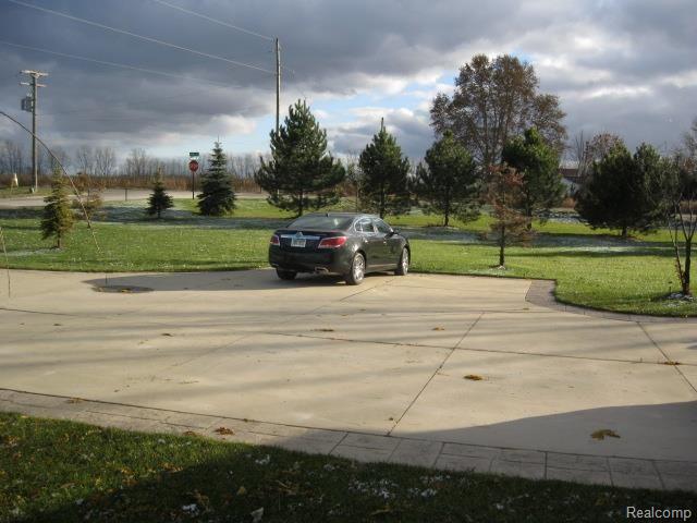 3984 Shoemaker Road Almont, MI 48003 - Photo 10 of 14 IMG_0906.jpg
