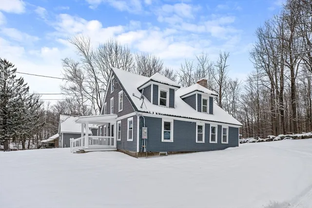 $549,000 | 18 Main Street, Ashburnham, MA 01430