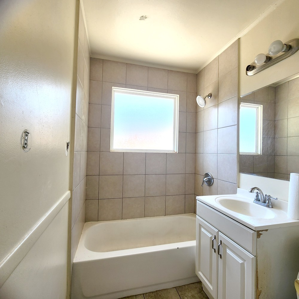 245 East Dennis Road Wheeling, IL 60090 - Photo 10 of 11