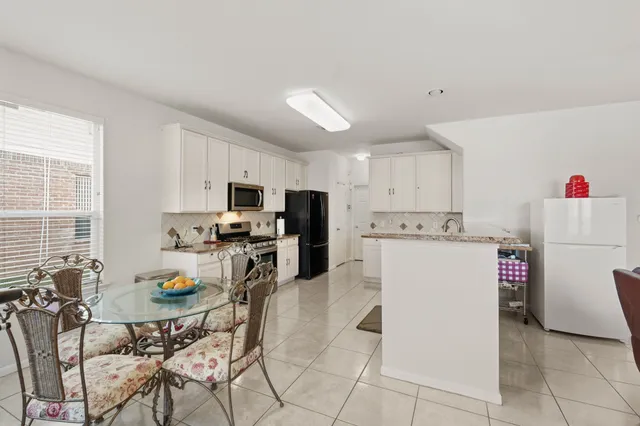 $455,000 | 5511 Gable Meadows Drive, Sugar Land, TX 77479