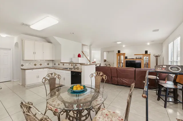 $455,000 | 5511 Gable Meadows Drive, Sugar Land, TX 77479