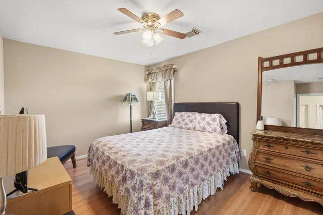 $455,000 | 5511 Gable Meadows Drive, Sugar Land, TX 77479