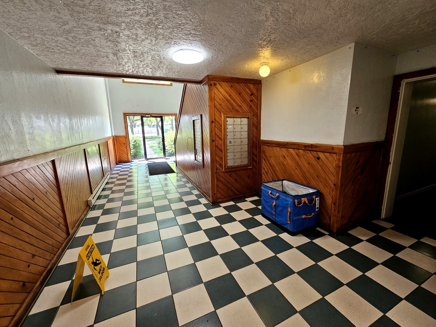 870 East Old Willow Road, Unit 259 Prospect Heights, IL 60070 - Photo 4 of 36