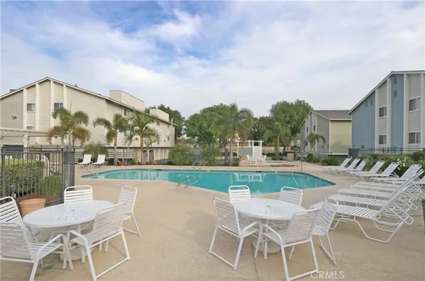 $2,600 | 777 South Citrus Avenue, Azusa, CA 91702