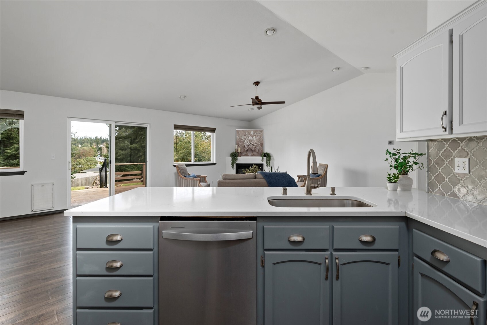 2060 Southwest 16th Avenue Oak Harbor, WA 98277 - Photo 10 of 40 a kitchen with cabinets appliances and a window