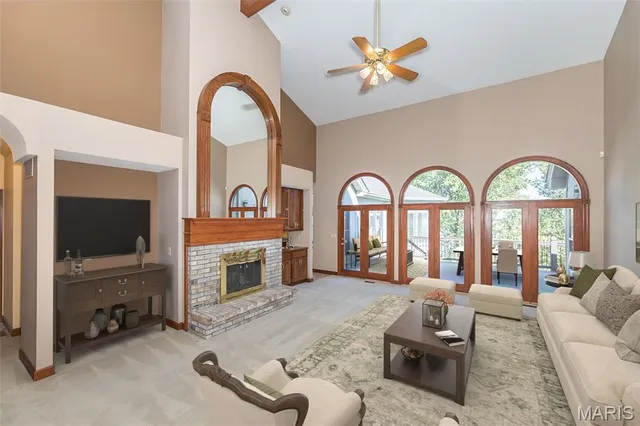$829,000 | 999 Whitmoor Drive, Weldon Spring, MO 63304