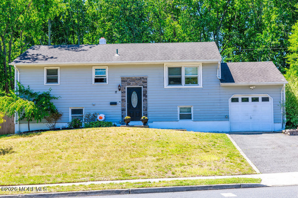 17 Hampton Road Howell, NJ 07731 - Photo 1 of 30 817A6237-HDR