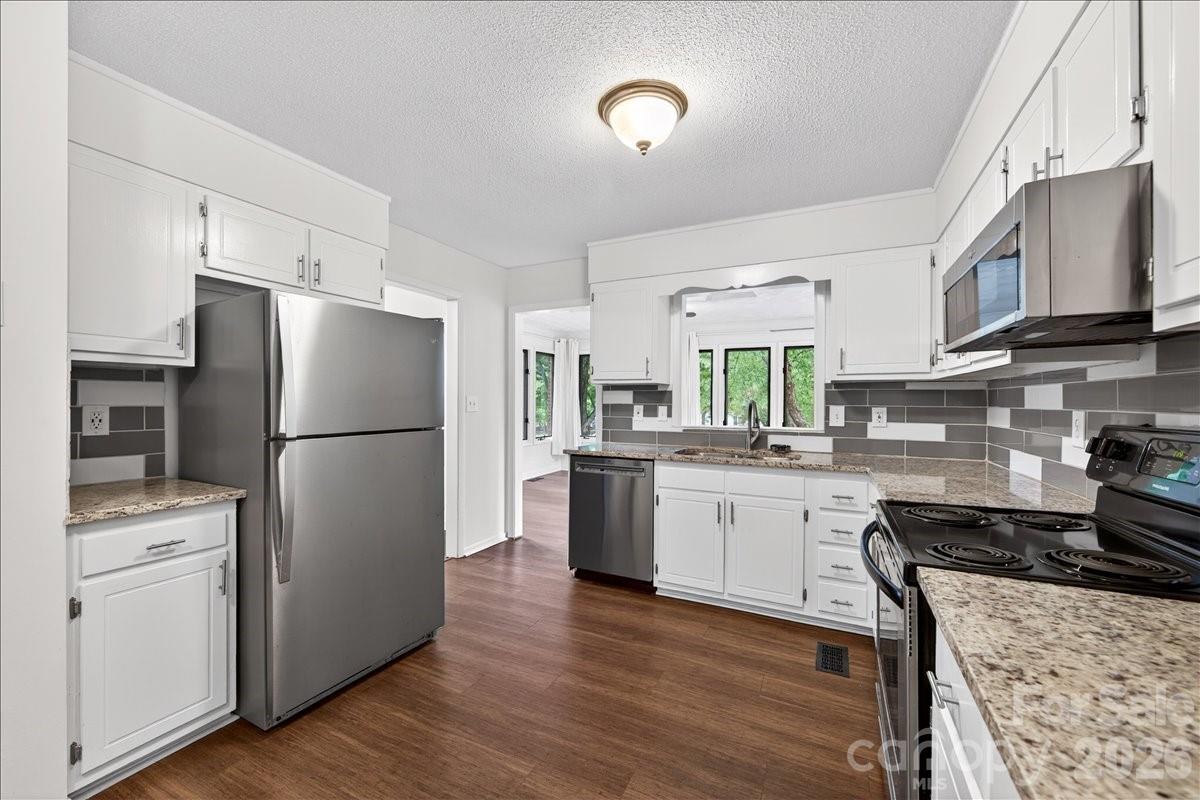 6219 Welford Road Charlotte, NC 28211 - Photo 15 of 48 Gallery Image 15