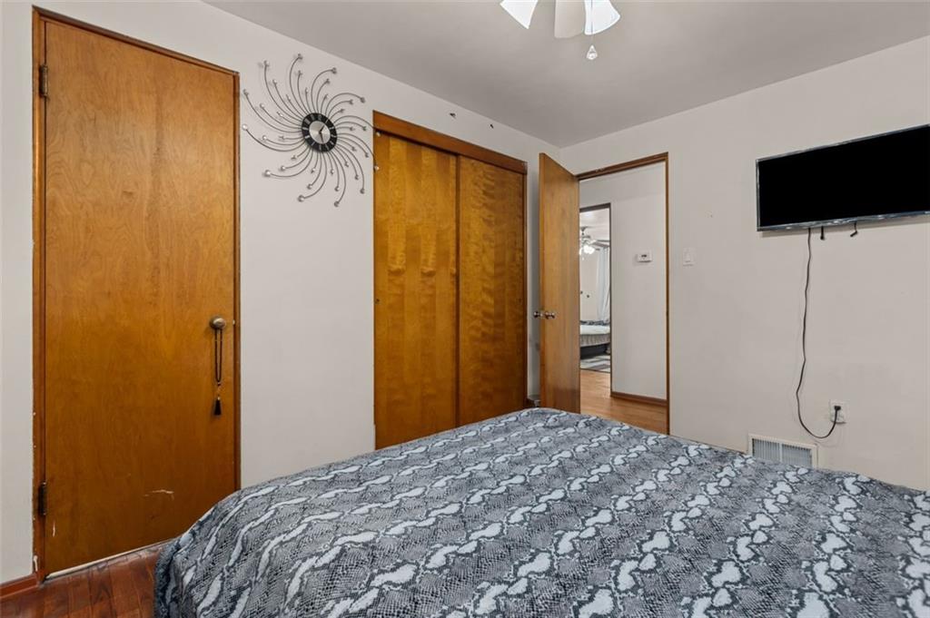 1105 Greentree Road Pittsburgh, PA 15220 - Photo 21 of 29