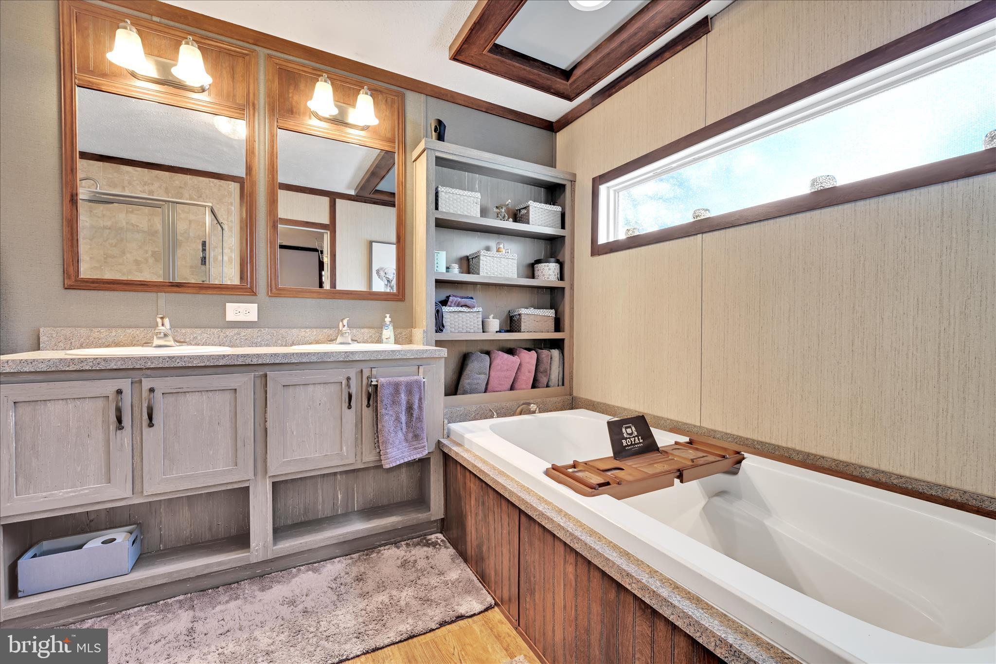 260 Wooltown Road Wernersville, PA 19565 - Photo 22 of 25 Bathroom