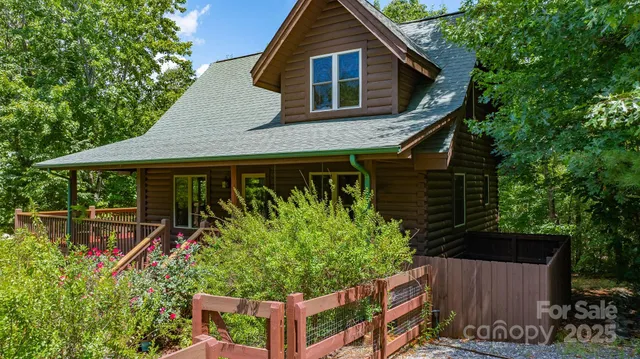 $395,000 | 721 Grandview Loop, Nebo, NC 28761