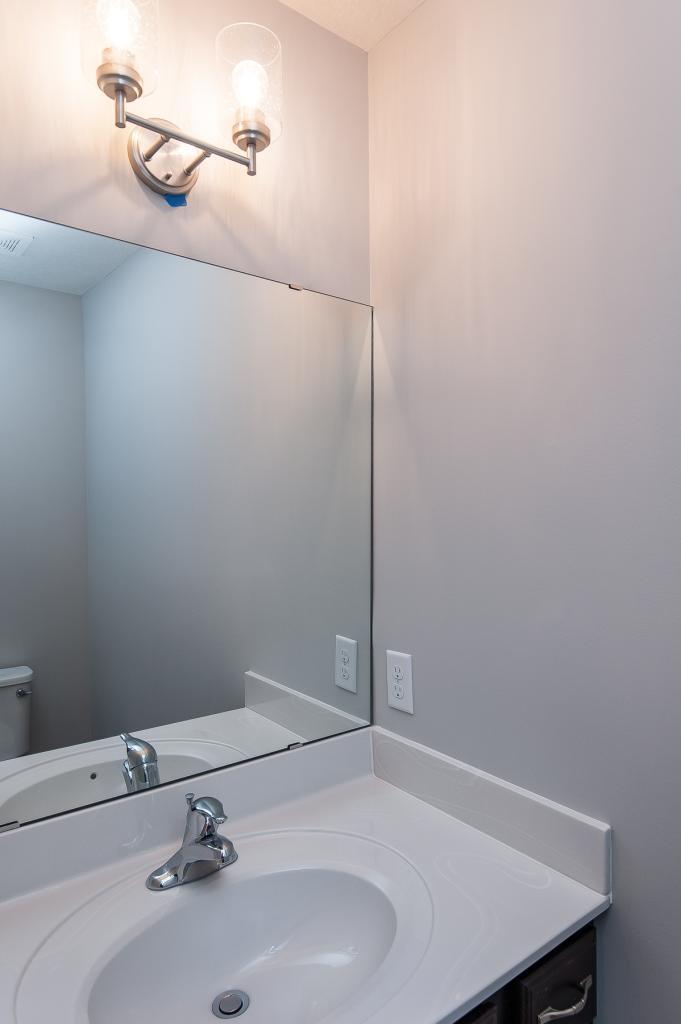 5168 61st Street Northwest Rochester, MN 55901 - Photo 11 of 24