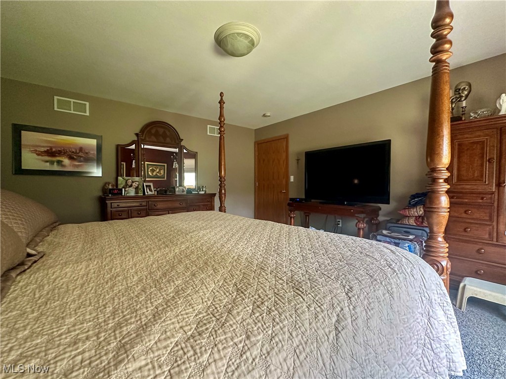 1109 Shadow Ridge Drive Niles, OH 44446 - Photo 17 of 26