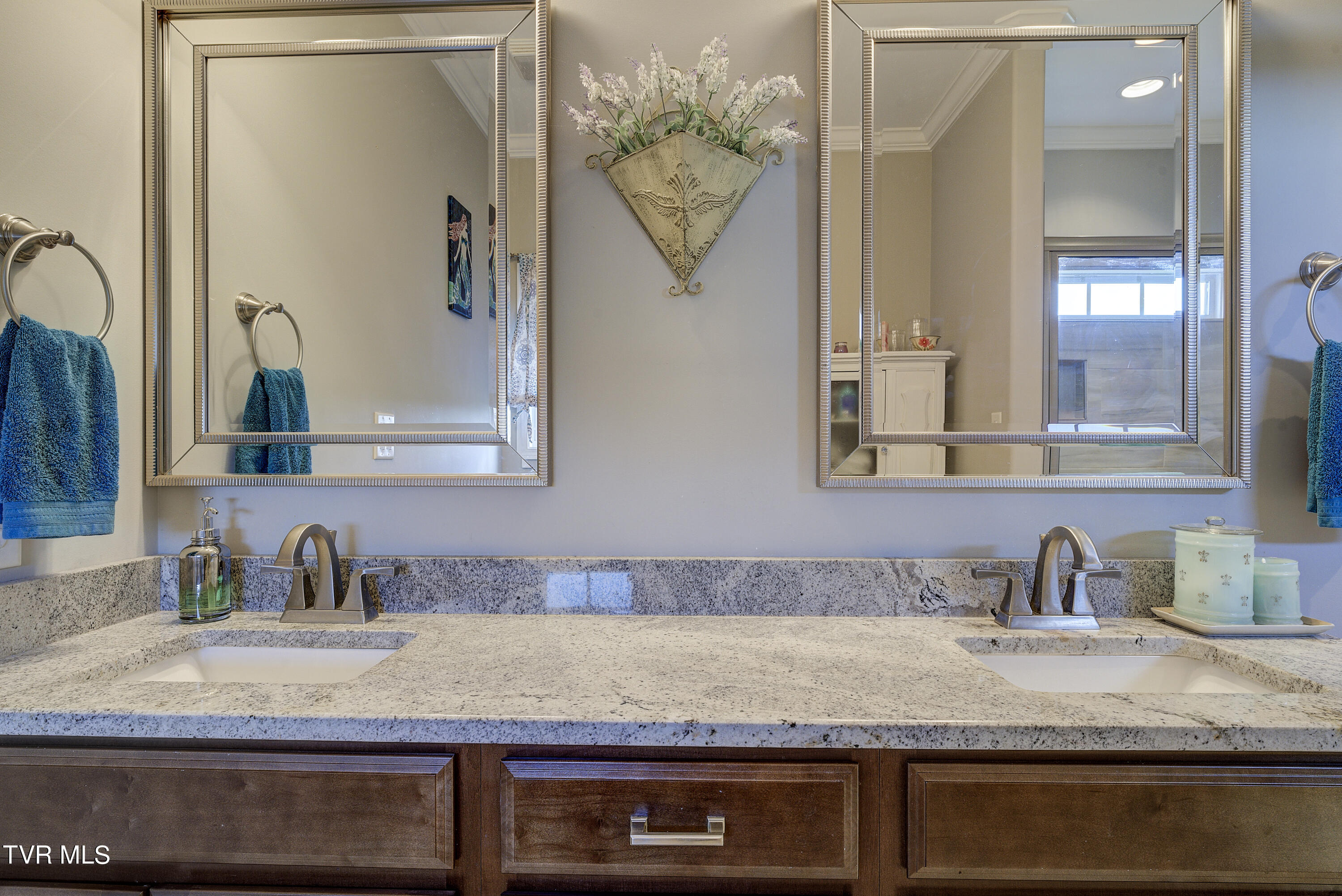 755 Hales Chapel Road Gray, TN 37615 - Photo 18 of 57 Primary Bath3
