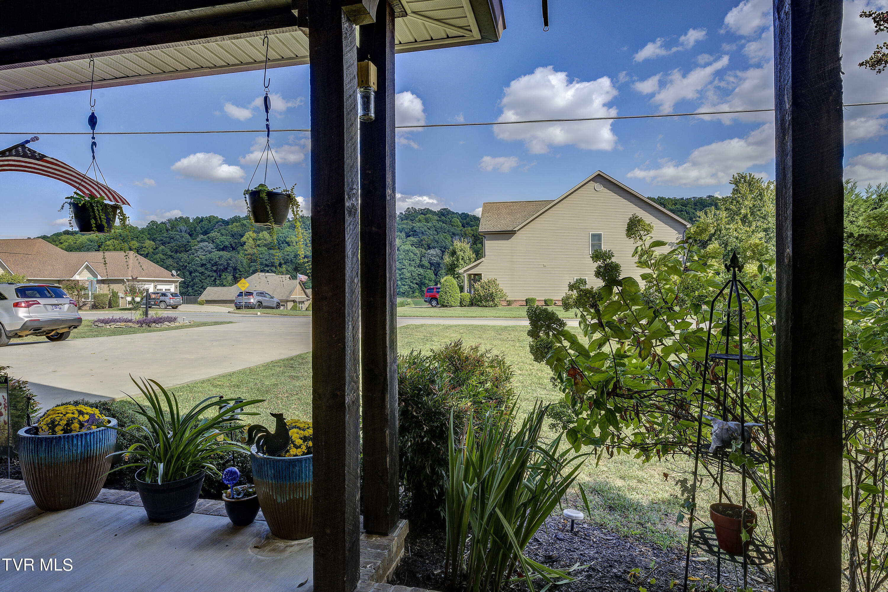 755 Hales Chapel Road Gray, TN 37615 - Photo 38 of 57 Front Porch View
