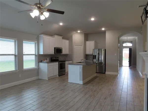 $2,495 | 426 Oleander Drive, Royse City, TX 75189