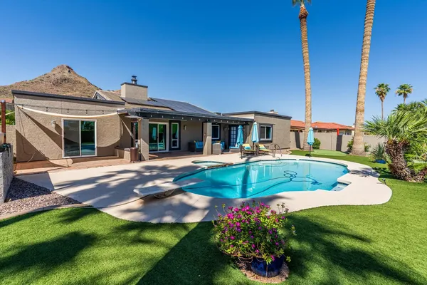 $3,595 | 1914 East Beck Lane, Phoenix, AZ 85022