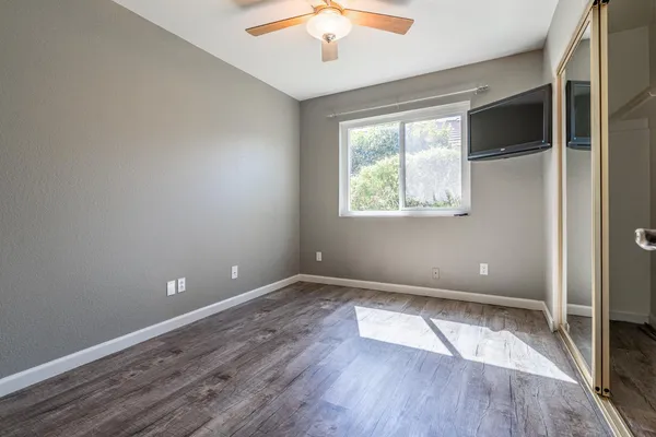 $3,595 | 1914 East Beck Lane, Phoenix, AZ 85022
