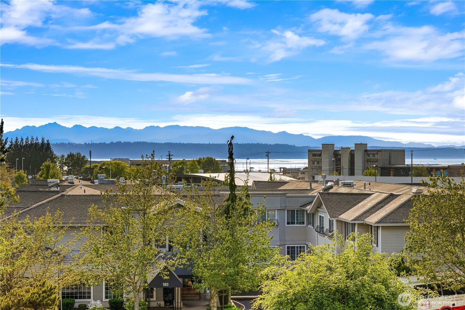 200 James Street, Unit 307 Edmonds, WA 98020 - Photo 30 of 37