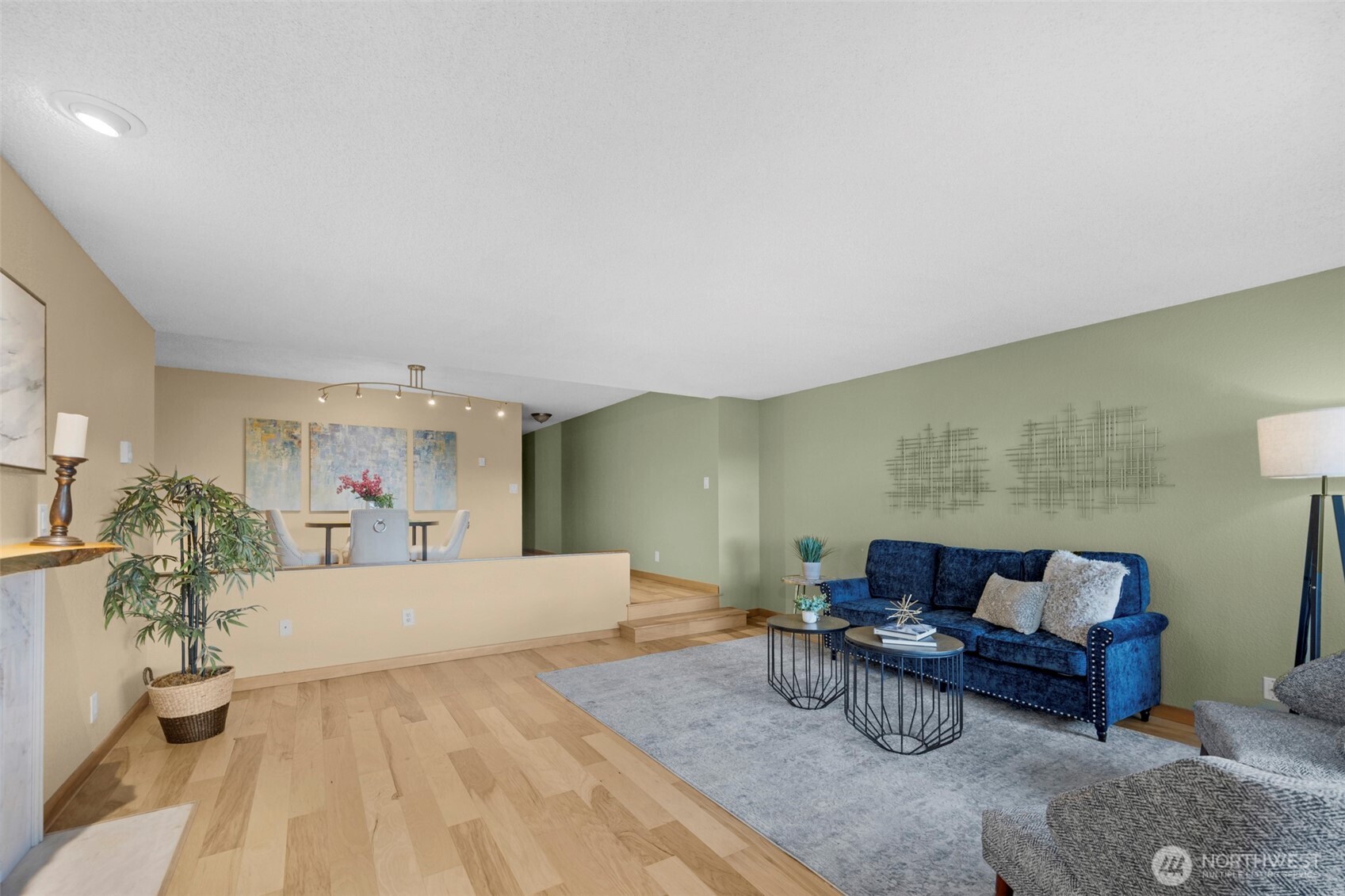 200 James Street, Unit 307 Edmonds, WA 98020 - Photo 9 of 37