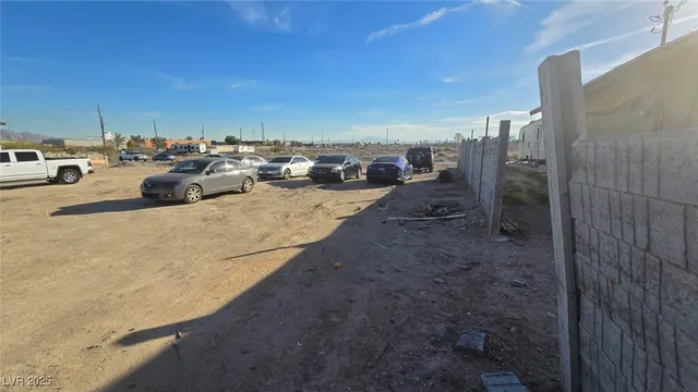 $69,900 | 300 Plymouth Avenue, North Las Vegas, NV 89030