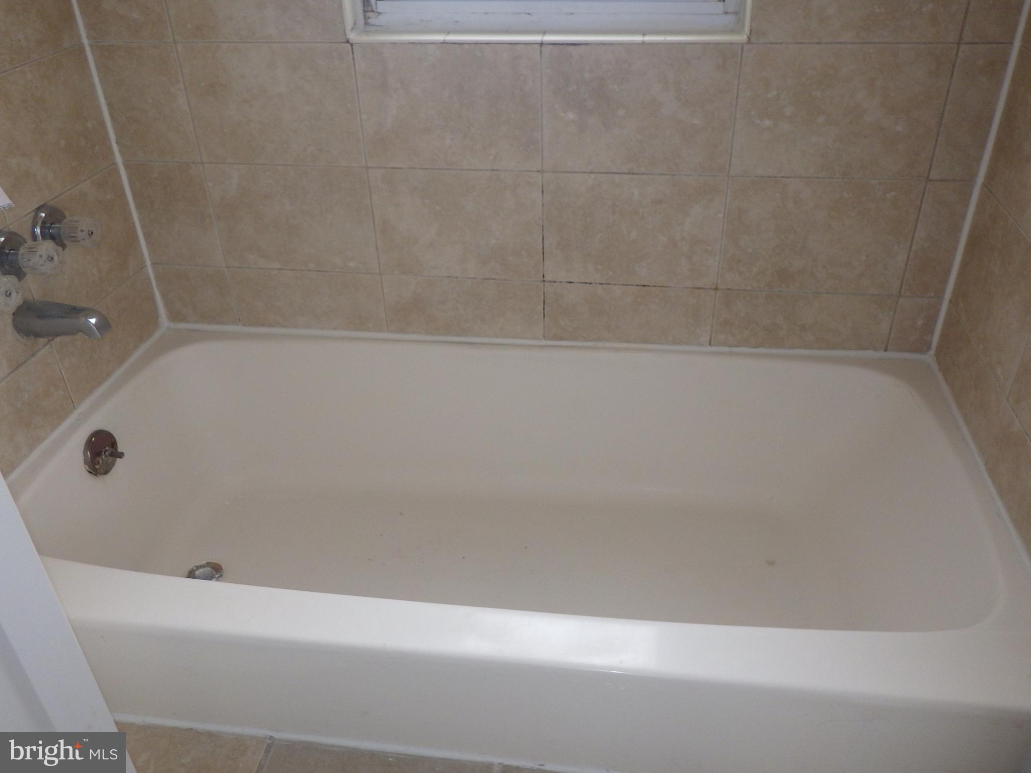 26 Lamport Road Upper Darby, PA 19082 - Photo 13 of 20