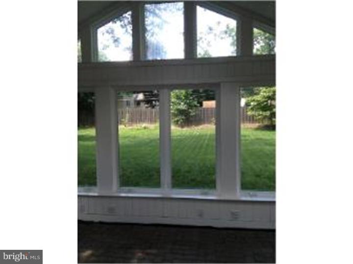 33 Devon Road Malvern, PA 19355 - Photo 6 of 8