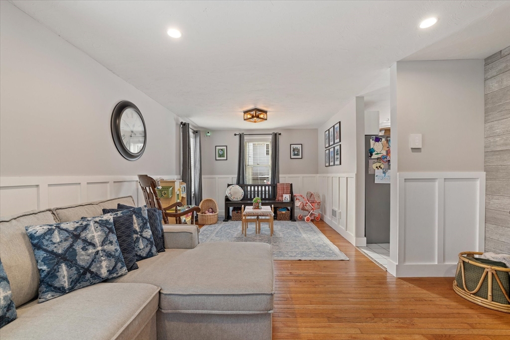 19 Fernwood Drive Rutland, MA 01543 - Photo 11 of 37