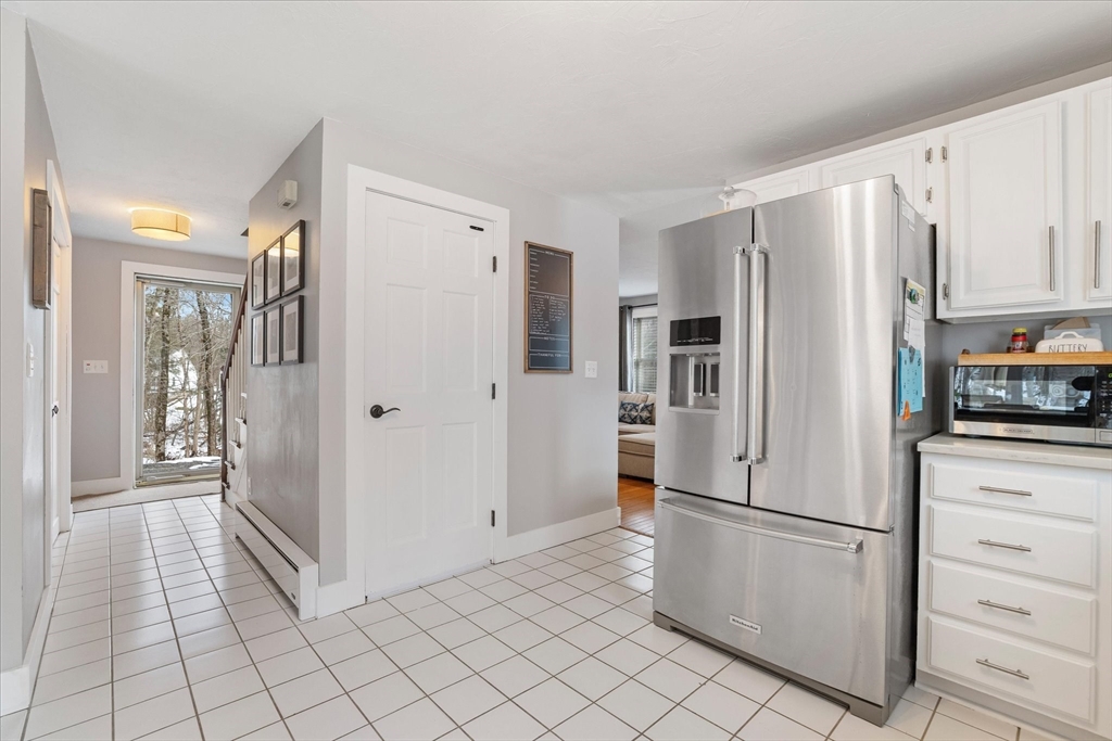 19 Fernwood Drive Rutland, MA 01543 - Photo 5 of 37