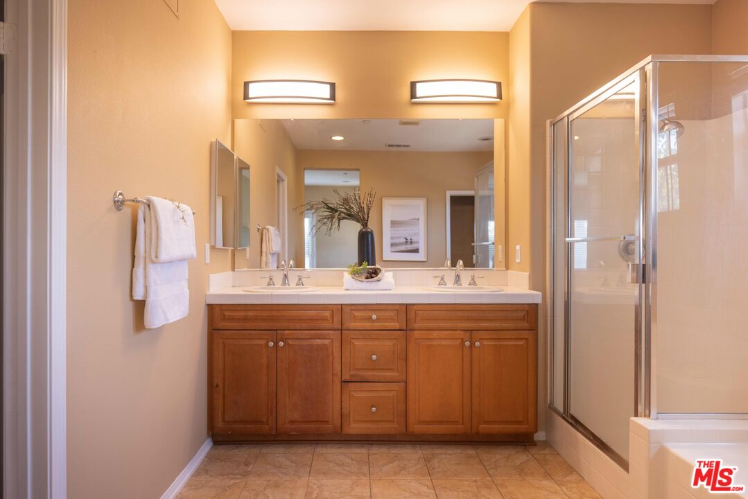 107 Chantilly Irvine, CA 92620 - Photo 20 of 28