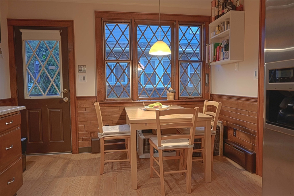23 Richardson Road Belmont, MA 02478 - Photo 5 of 26
