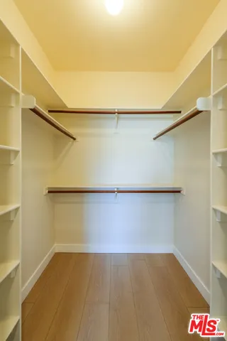 $724,500 | 10824 Bloomfield Street, Unit 208, Toluca Lake, CA 91602