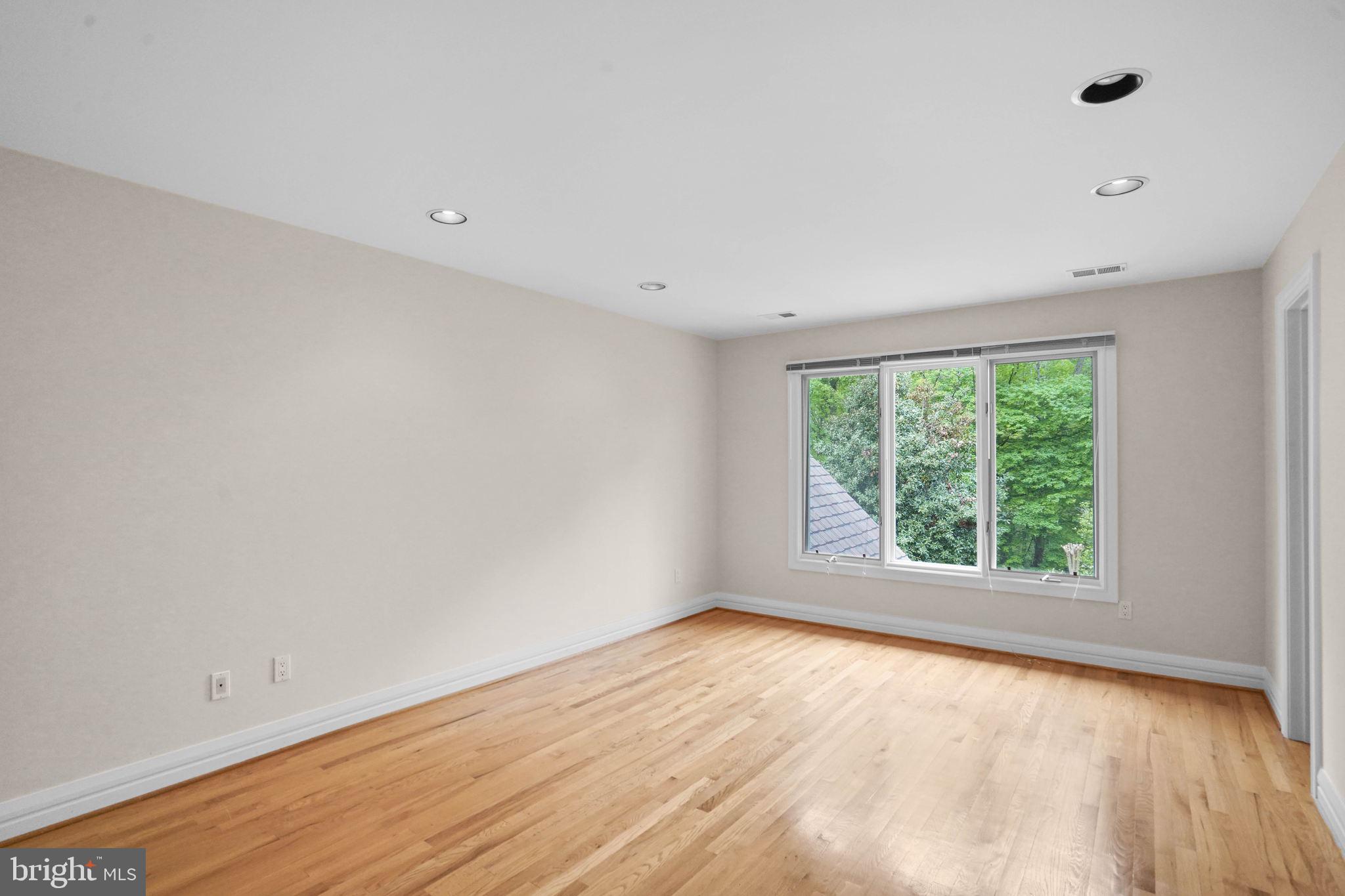 9708 Kendale Road Potomac, MD 20854 - Photo 24 of 47 Secondary Bedroom