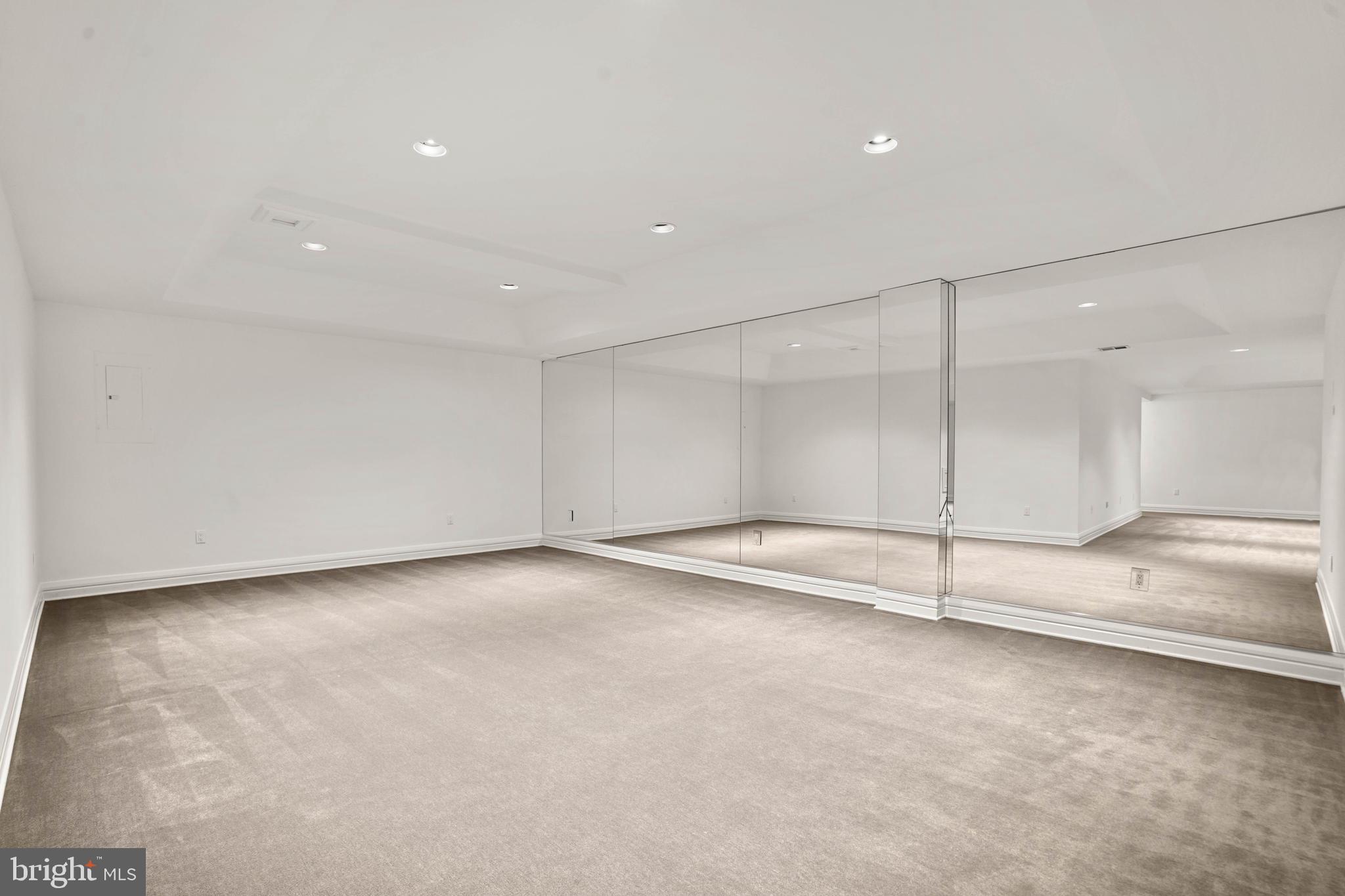 9708 Kendale Road Potomac, MD 20854 - Photo 31 of 47 Basement Gym