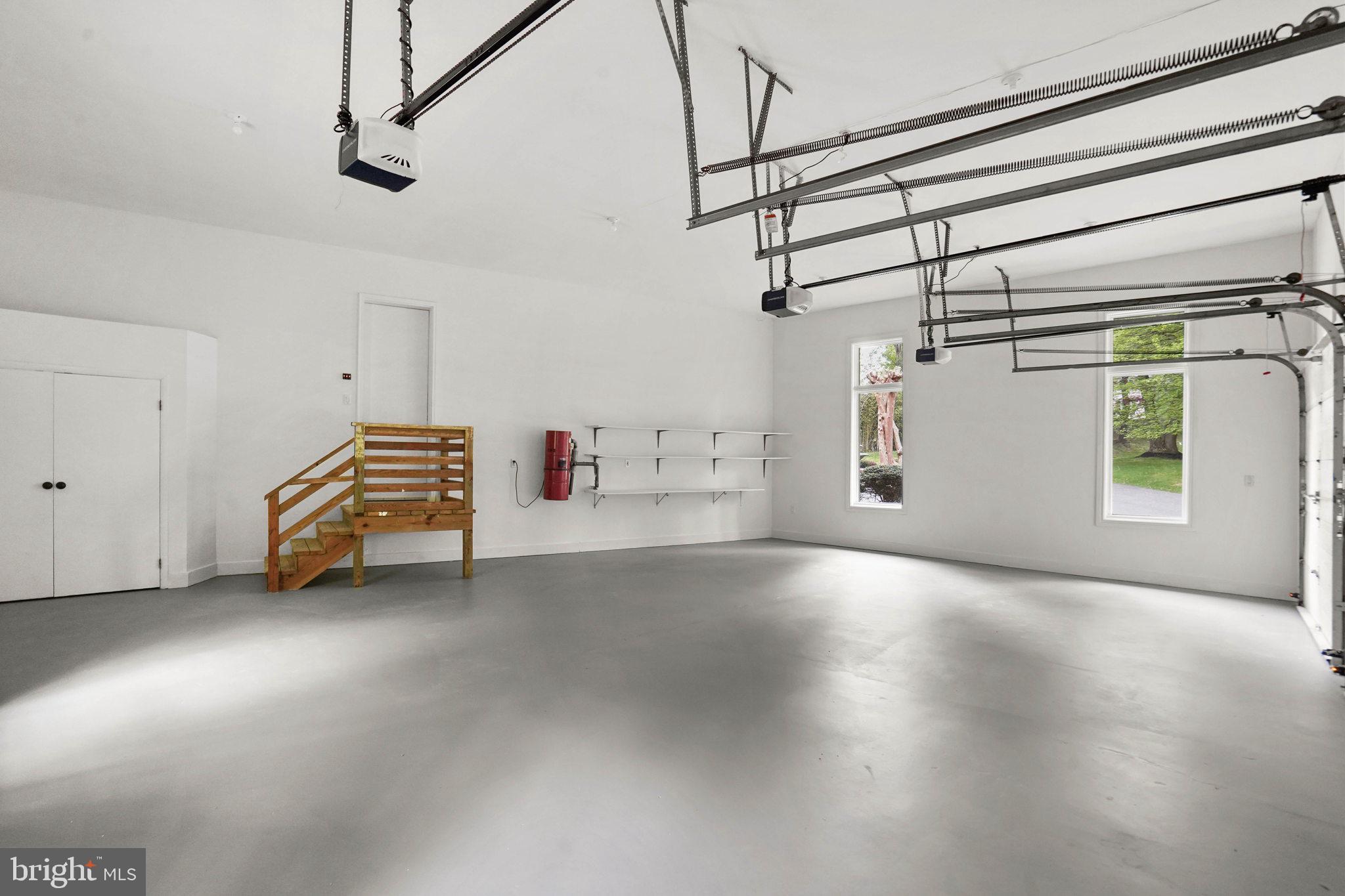 9708 Kendale Road Potomac, MD 20854 - Photo 36 of 47 3 Car Garage