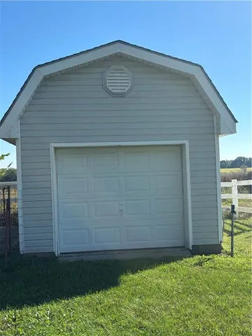 $350,000 | 308 South 160th Street, Girard, KS 66743