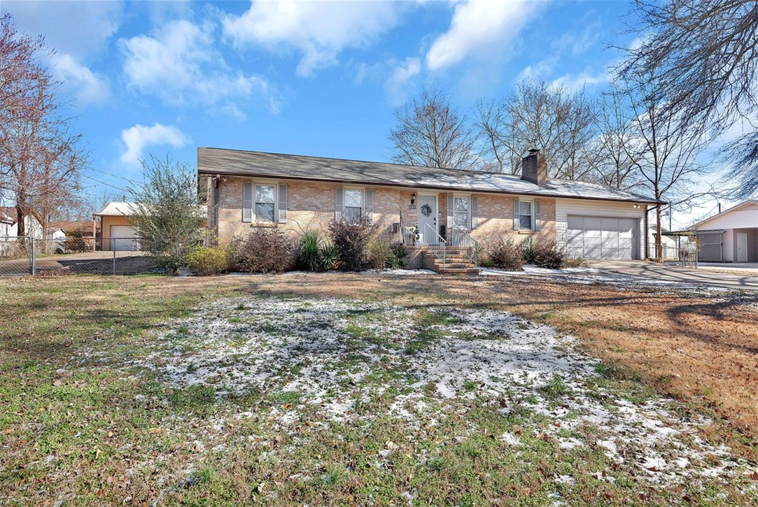 109 Cloverdale Drive Anderson, SC 29626 - Photo 3 of 27