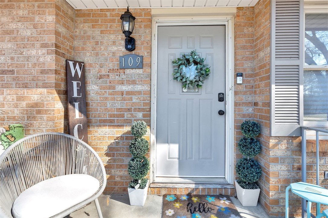 109 Cloverdale Drive Anderson, SC 29626 - Photo 4 of 27