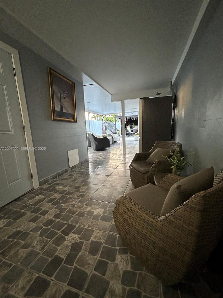 367 West 33rd Street Hialeah, FL 33012 - Photo 8 of 20