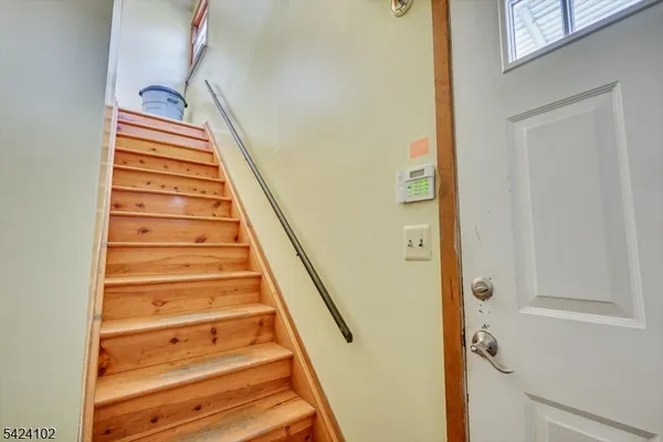 $2,500 | 52 Johnson Avenue, Cranford, NJ 07016