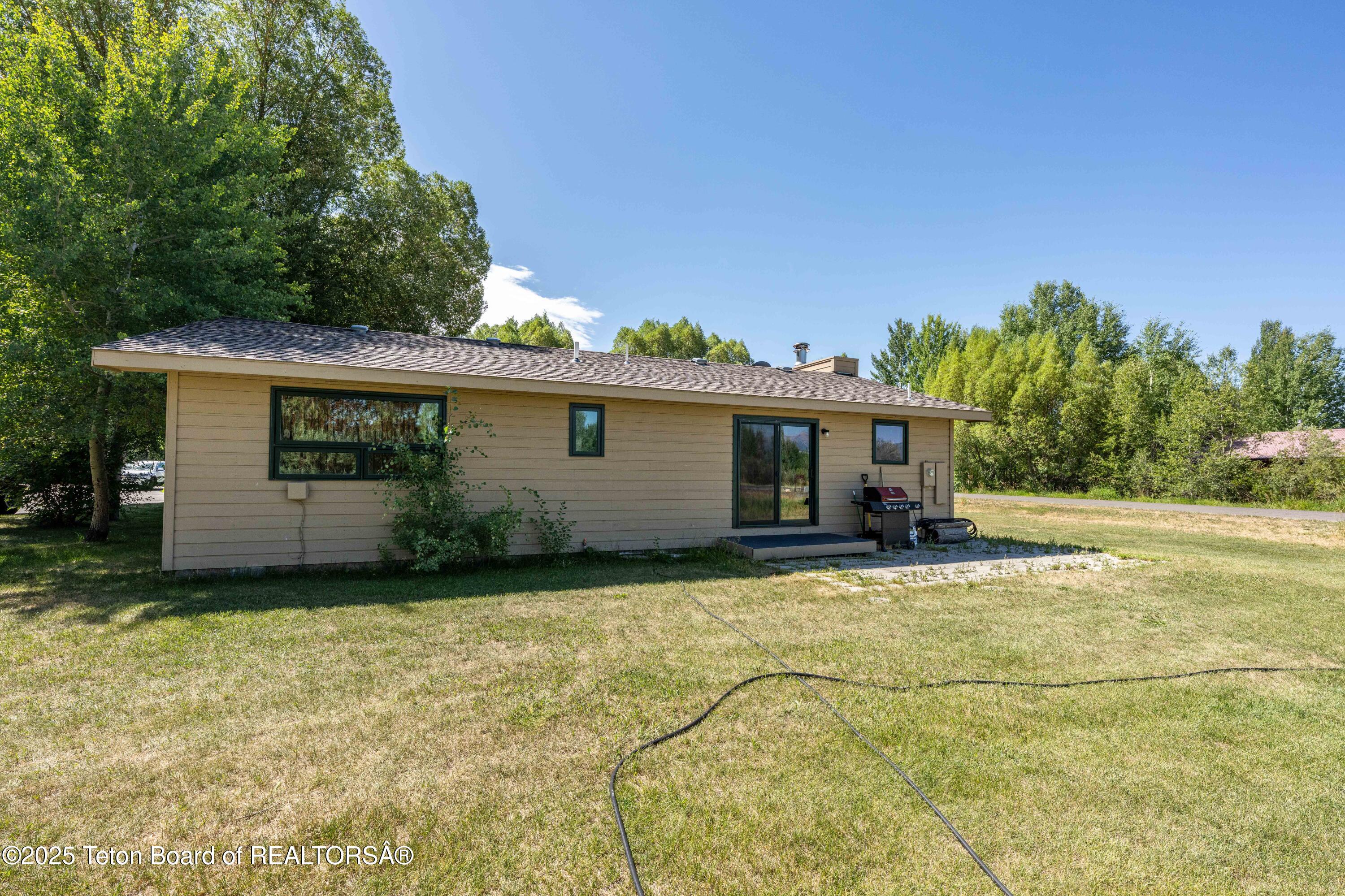 1275 West Bull Rake Drive Jackson, WY 83001 - Photo 18 of 19 1275BullRake_JGPhoto-11