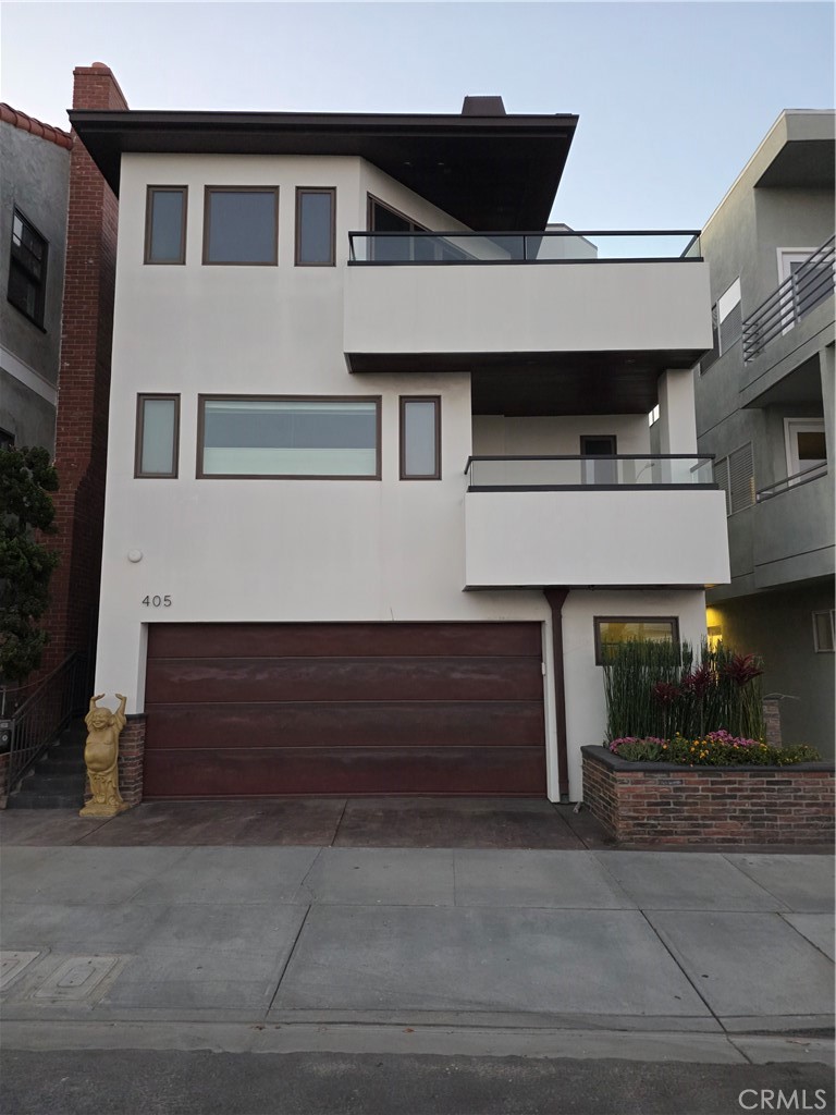 405 15th Street Manhattan Beach, CA 90266 - Photo 2 of 28