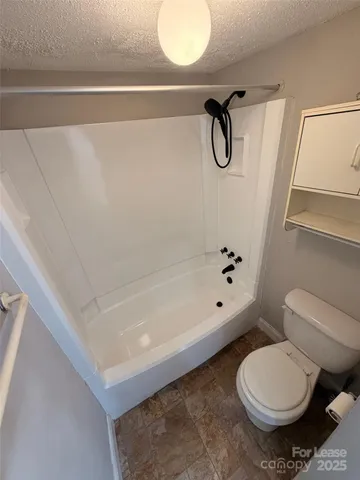 $1,325 | 7906 Oak Meadow Court, Charlotte, NC 28210