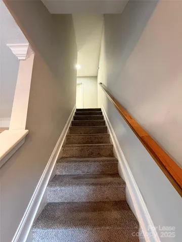 $1,325 | 7906 Oak Meadow Court, Charlotte, NC 28210