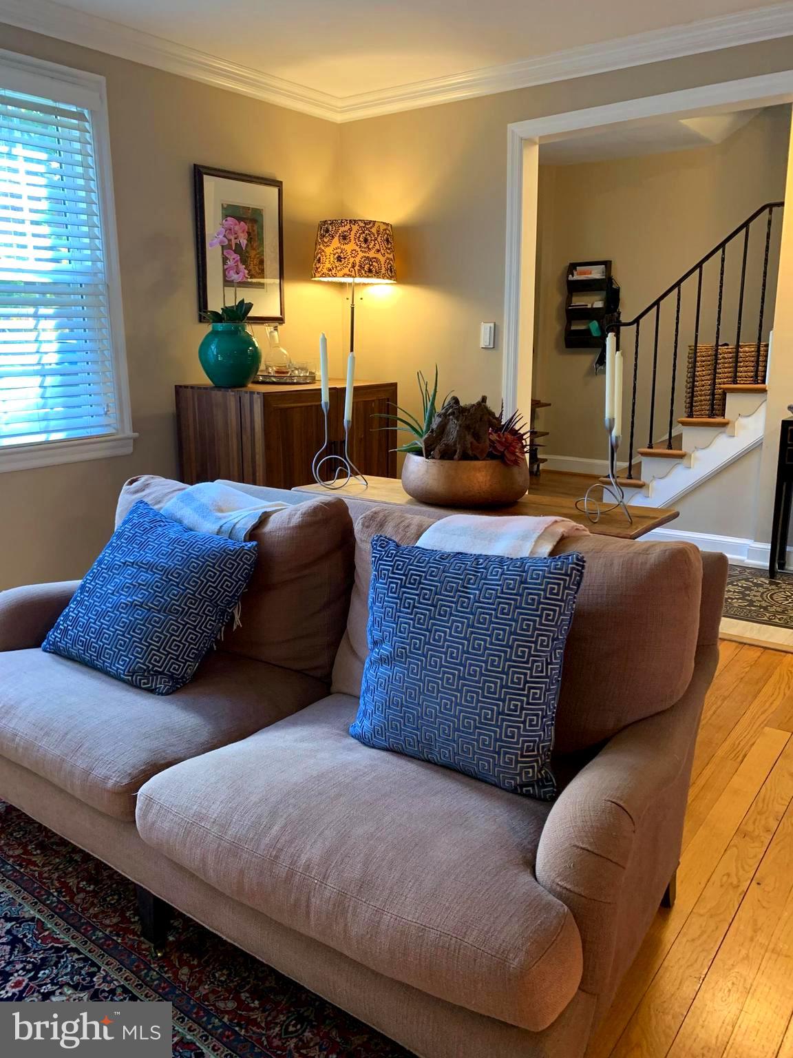 1705 Noyes Lane Silver Spring, MD 20910 - Photo 18 of 43 LIVING ROOM