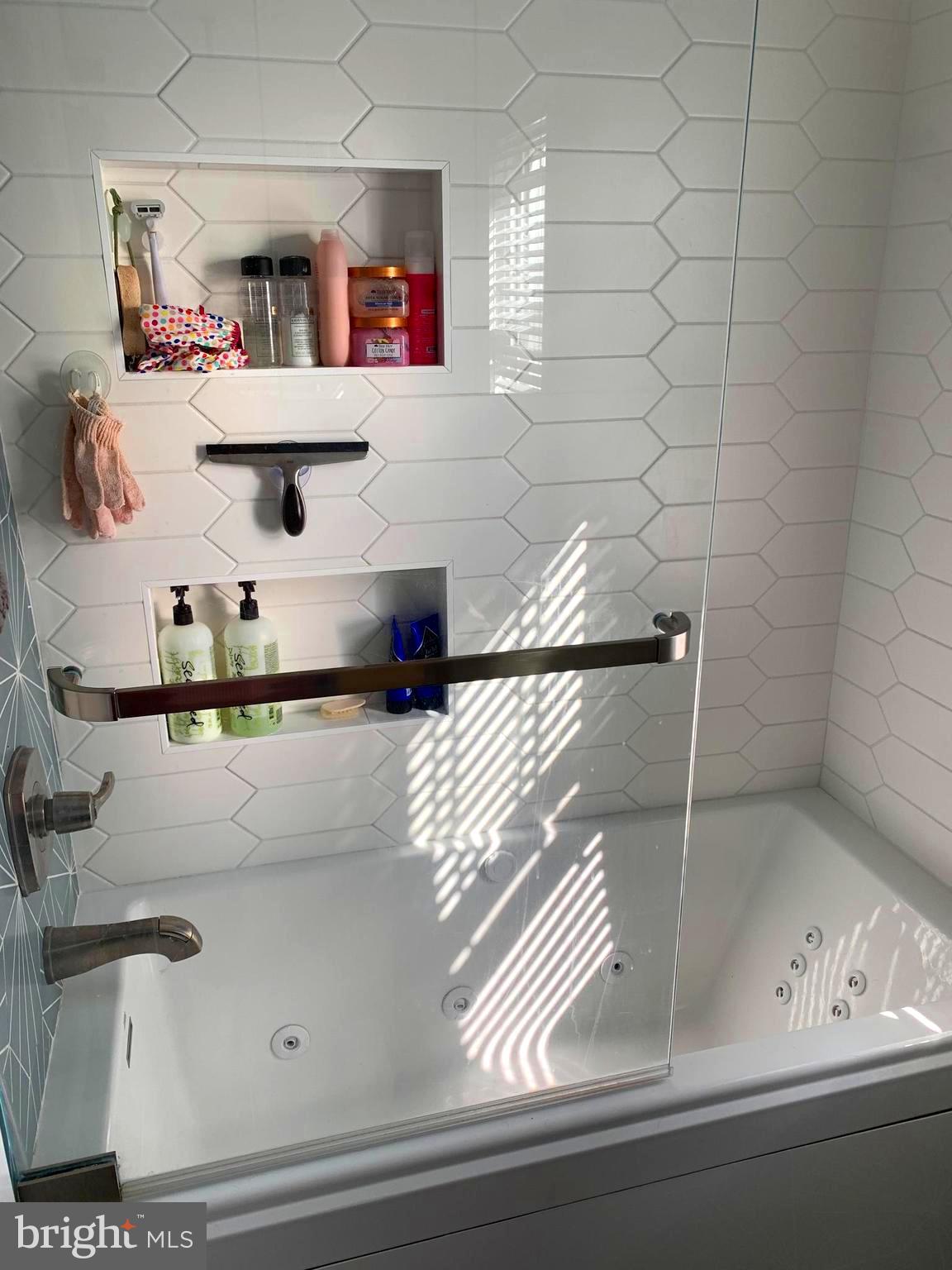 1705 Noyes Lane Silver Spring, MD 20910 - Photo 34 of 43 BATHROOM