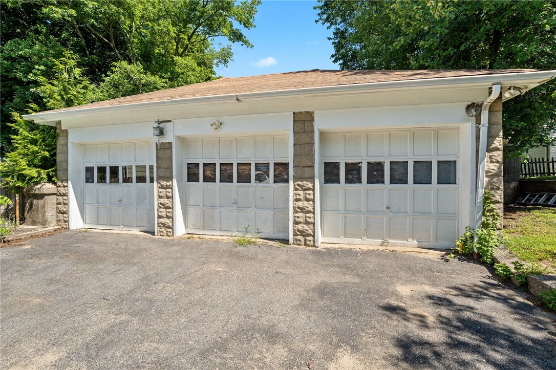323 Maple Street Woonsocket, RI 02895 - Photo 27 of 40 3 car garage